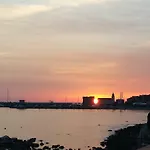 Nyaraló La Terrazza Nel Mare