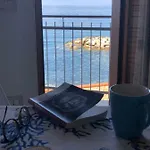 Nyaraló La Terrazza Nel Mare