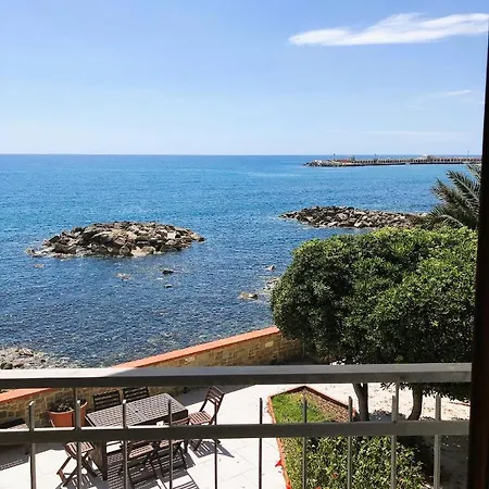 Holiday home La Terrazza Nel Mare *